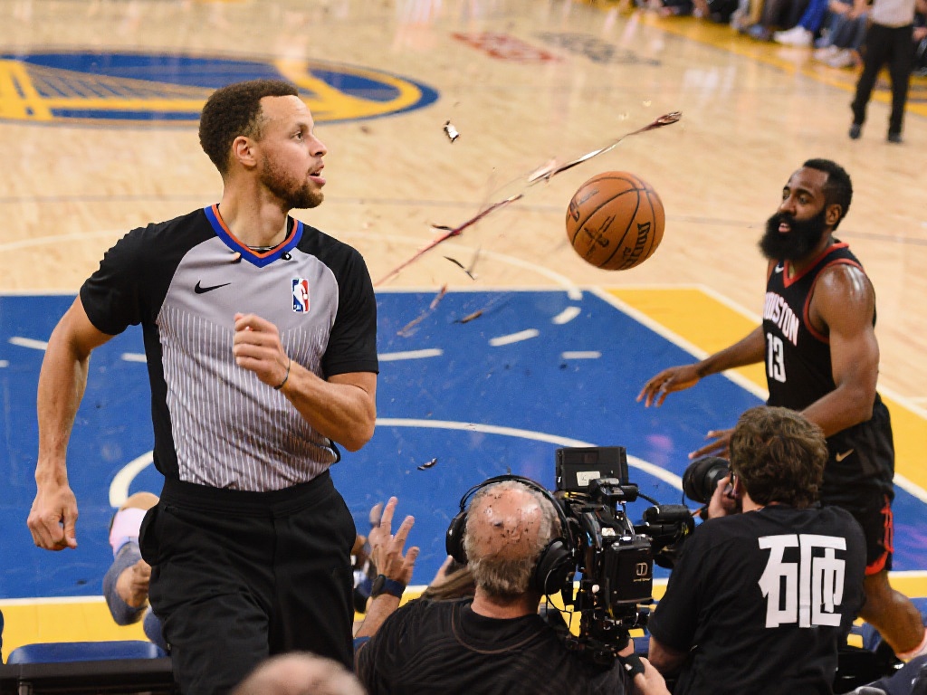 赛的关键时 赛的关键时